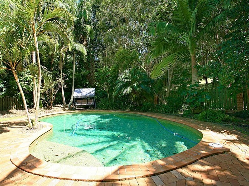 11 Ware Drive, Currumbin Waters QLD 4223