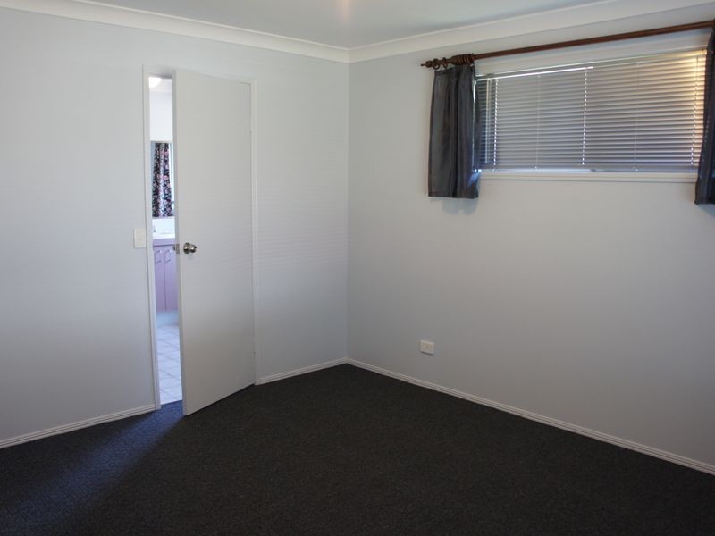 10 Balsa Street, Elanora QLD 4221