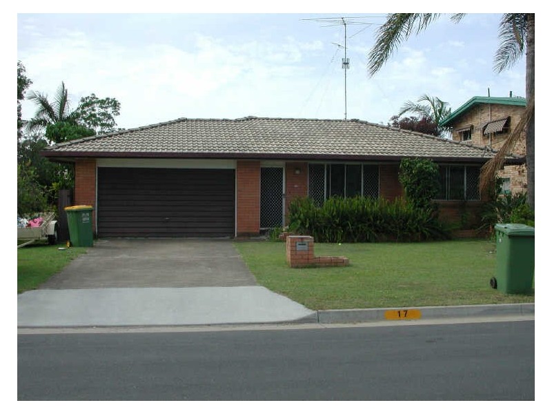 17 Kalang Street, Palm Beach QLD 4221
