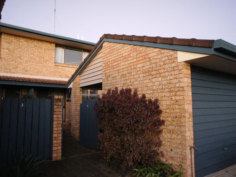 2/1 Barbet Place, Burleigh Waters QLD 4220