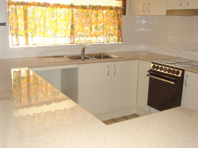 1/4 Twelfth  Avenue, Palm Beach QLD 4221