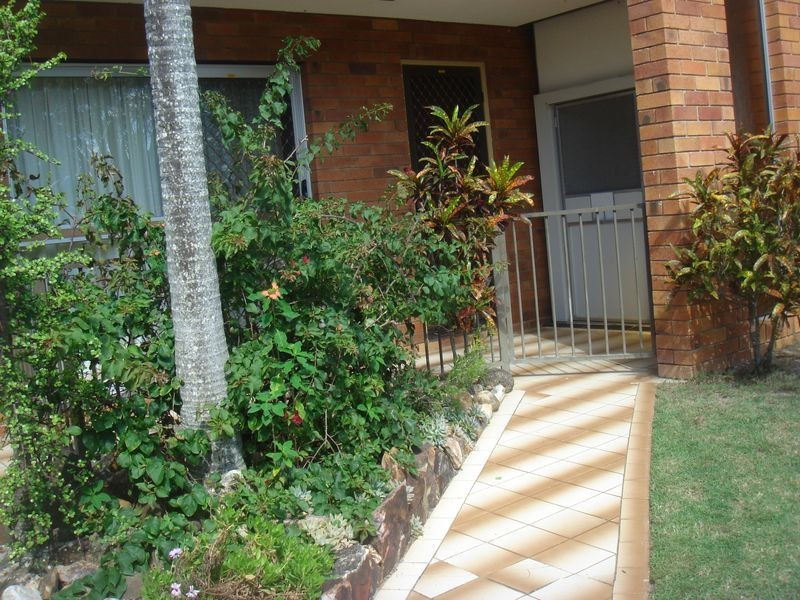 1/4 Twelfth  Avenue, Palm Beach QLD 4221