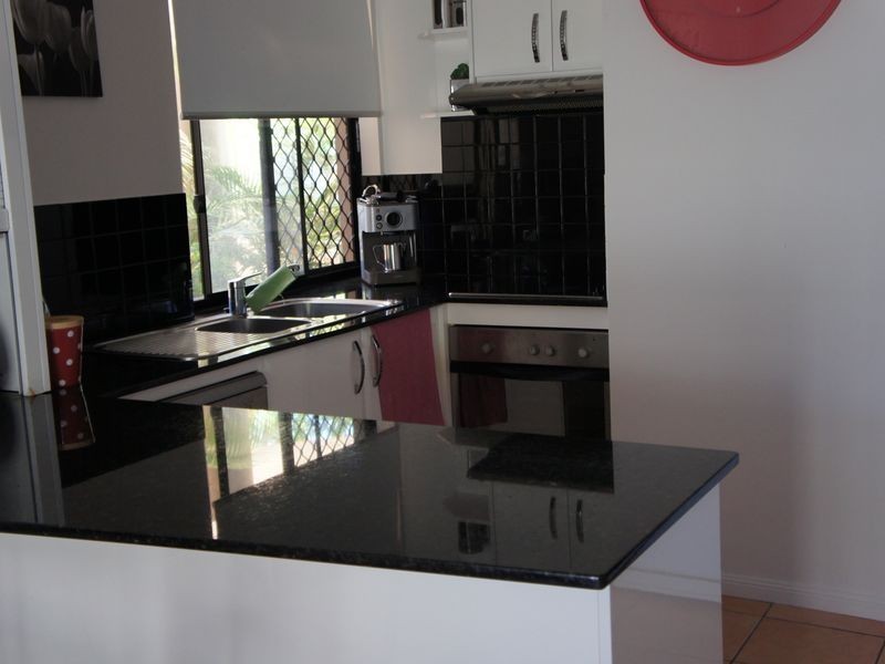 2/1394 Gold Coast Highway, Palm Beach QLD 4221