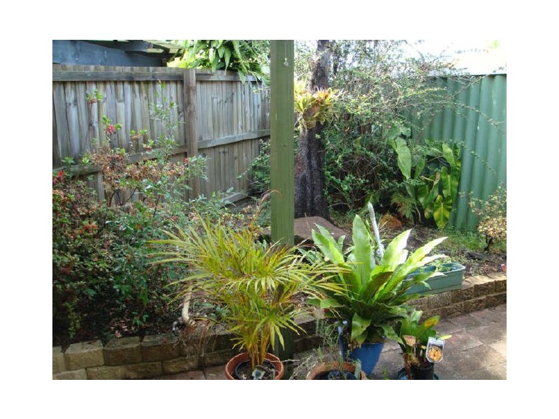 2/32 Darnel Street, Elanora QLD 4221