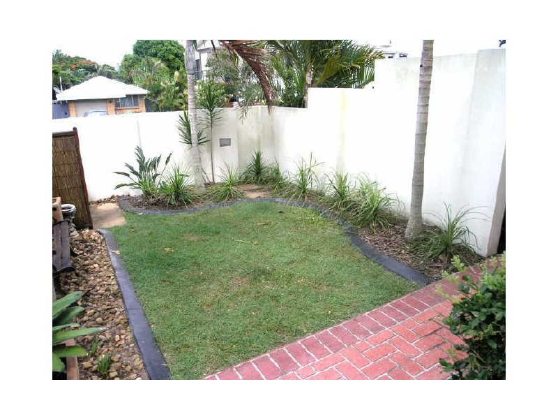 1/5 Cypress Terrace, Palm Beach QLD 4221