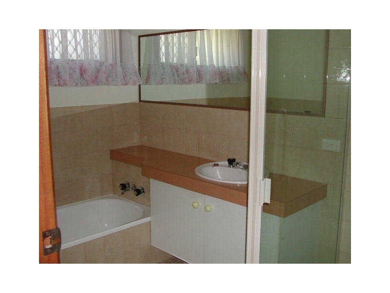 2/448 Cypress Terrace, Palm Beach QLD 4221