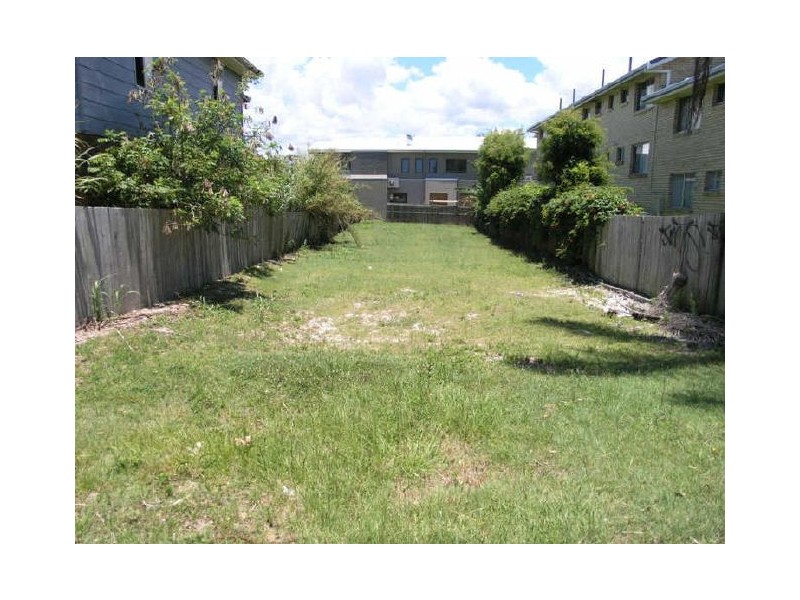 1058 Gold Coast Hwy, Palm Beach QLD 4221