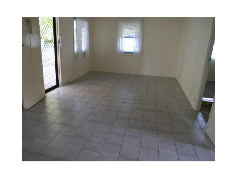 41 24th Ave, Palm Beach QLD 4221