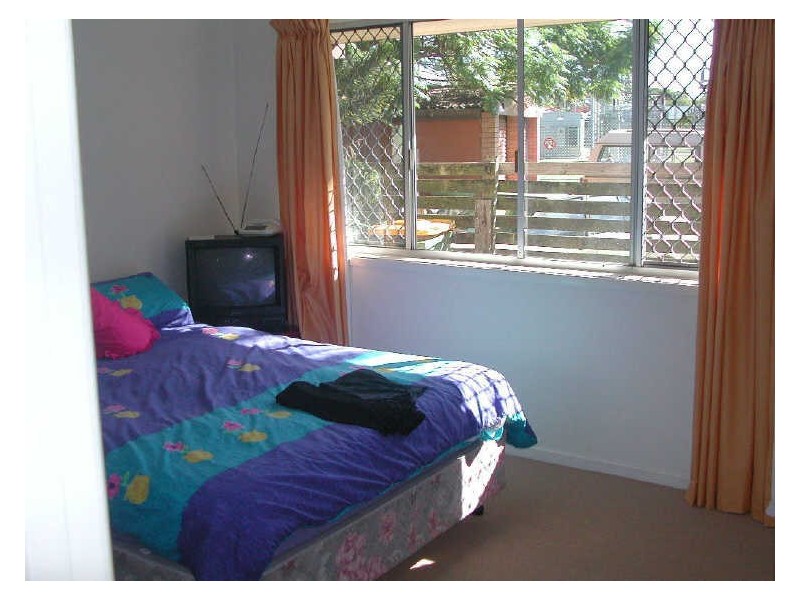 2/30 Sarawak Avenue, Palm Beach QLD 4221