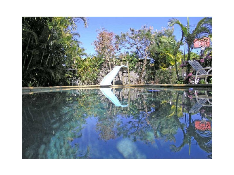 12 Kentia Court, Elanora QLD 4221