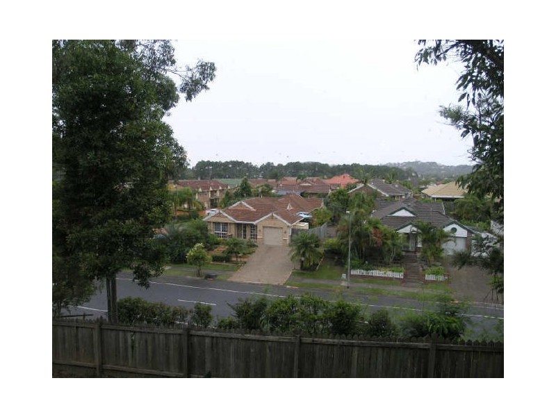 6 Hovea Court, Elanora QLD 4221