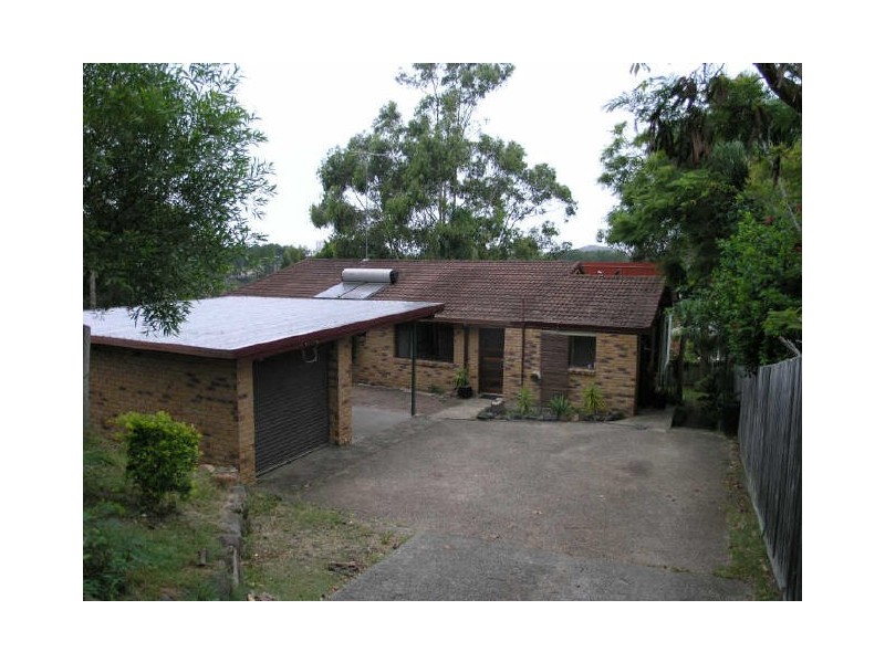 6 Hovea Court, Elanora QLD 4221