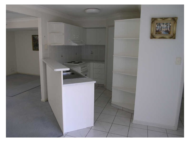 2/17 Cupania Place, Elanora QLD 4221
