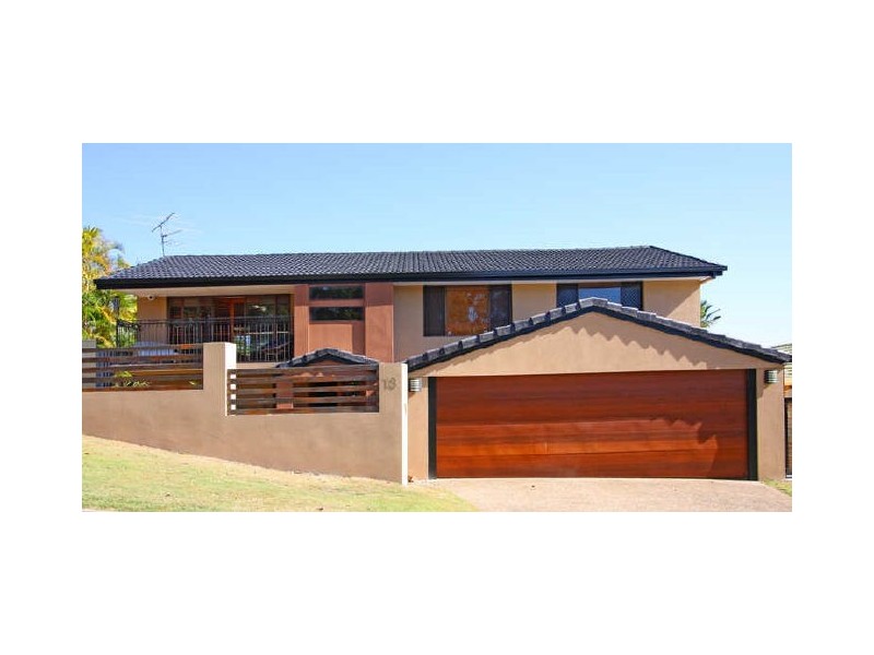 18 Darnel Street, Elanora QLD 4221