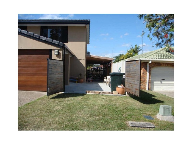 18 Darnel Street, Elanora QLD 4221