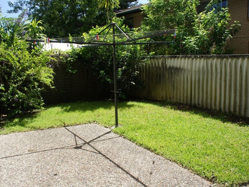 2/62 Tallebudgera Drive, Palm Beach QLD 4221