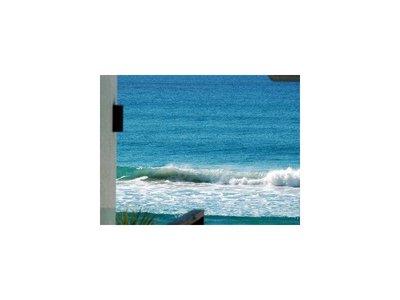 2/1183 Gold Coast Highway, Palm Beach QLD 4221