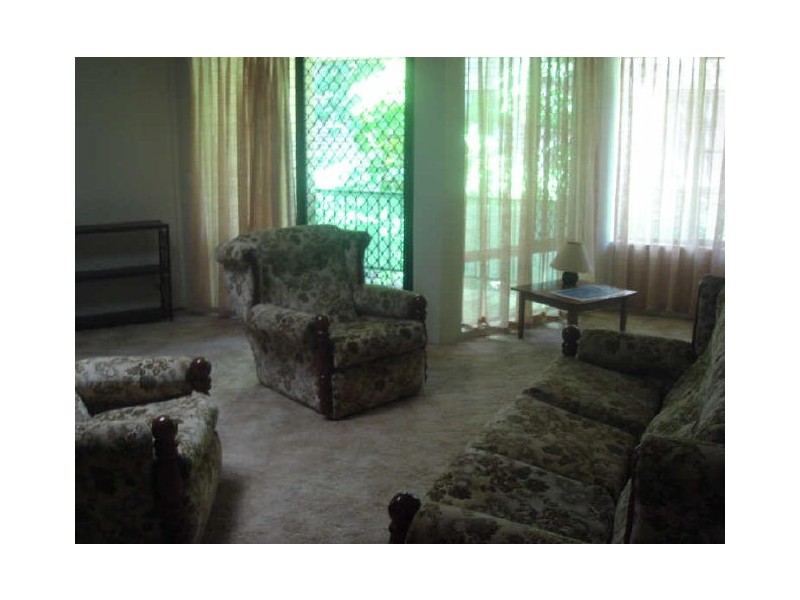 4/5 Nalla Court, Palm Beach QLD 4221