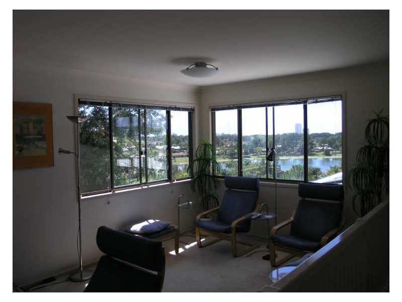 4 Hovea Court, Elanora QLD 4221