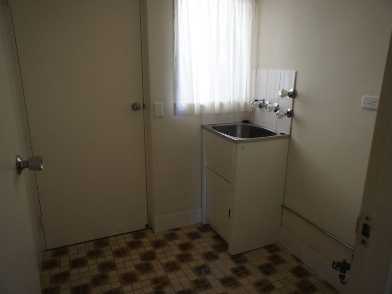 1/4 Twelfth Avenue, Palm Beach QLD 4221