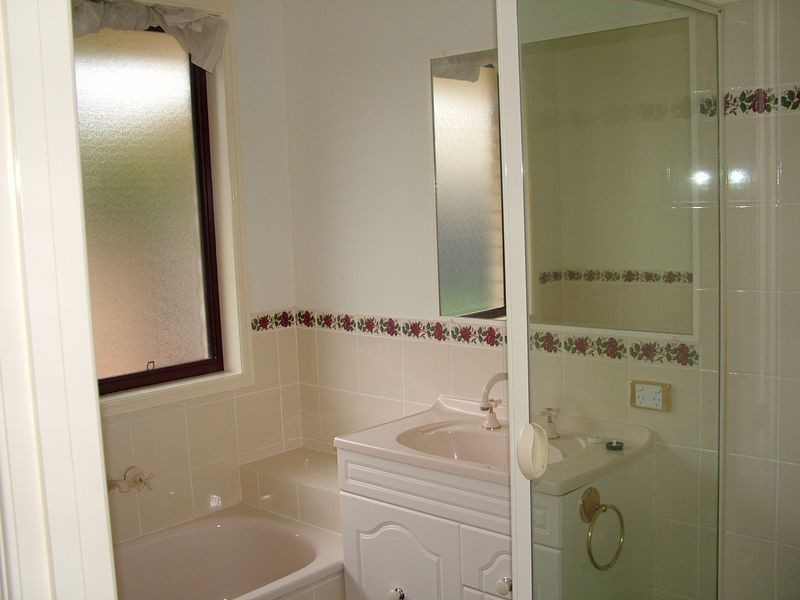 1 Water Gum Street, Elanora QLD 4221