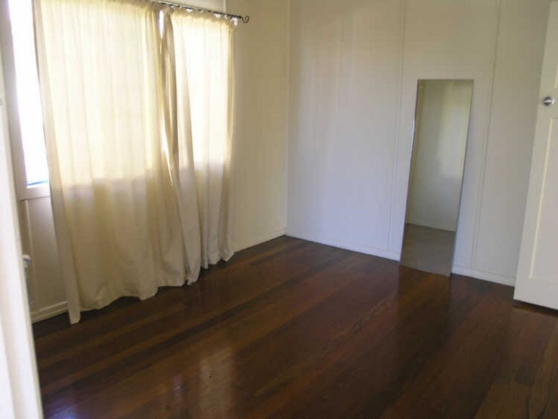 Palm Beach QLD 4221
