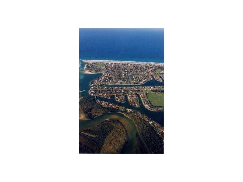 2/4                    26th Avenue, Palm Beach QLD 4221