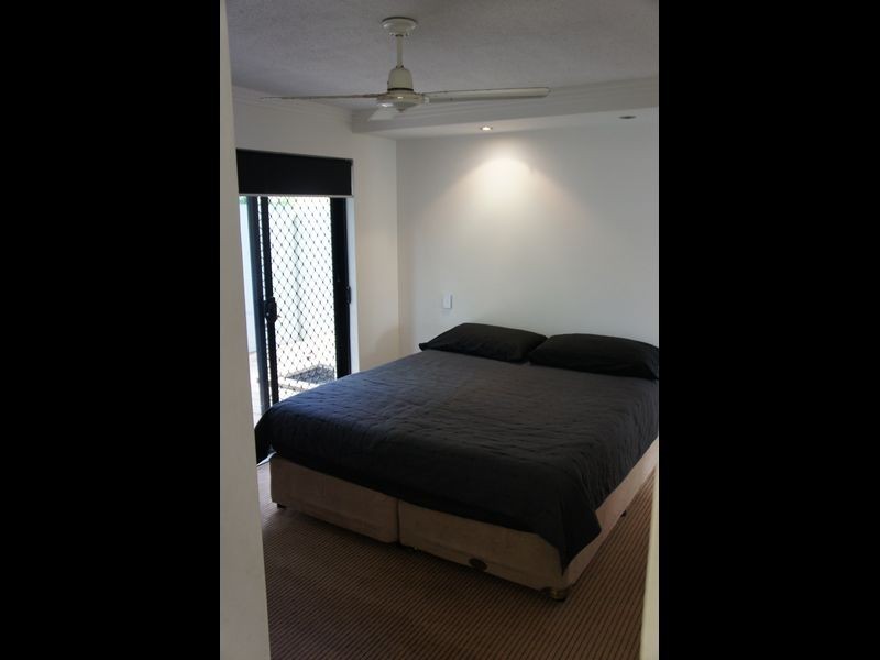 1001 Gold Coast Highway, Palm Beach QLD 4221