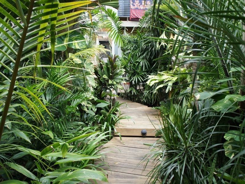 1001 Gold Coast Highway, Palm Beach QLD 4221