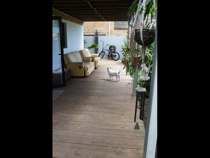 1001 Gold Coast Highway, Palm Beach QLD 4221