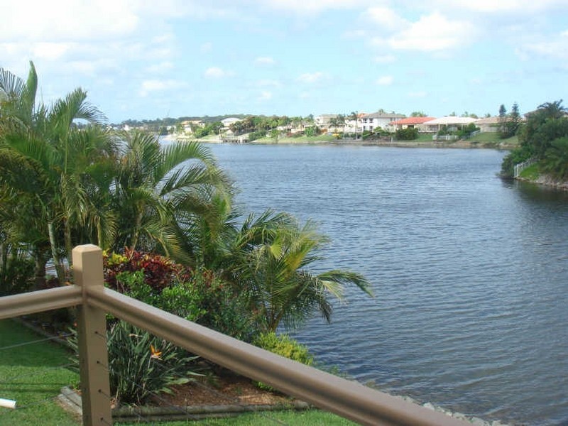 Varsity Lakes QLD 4227