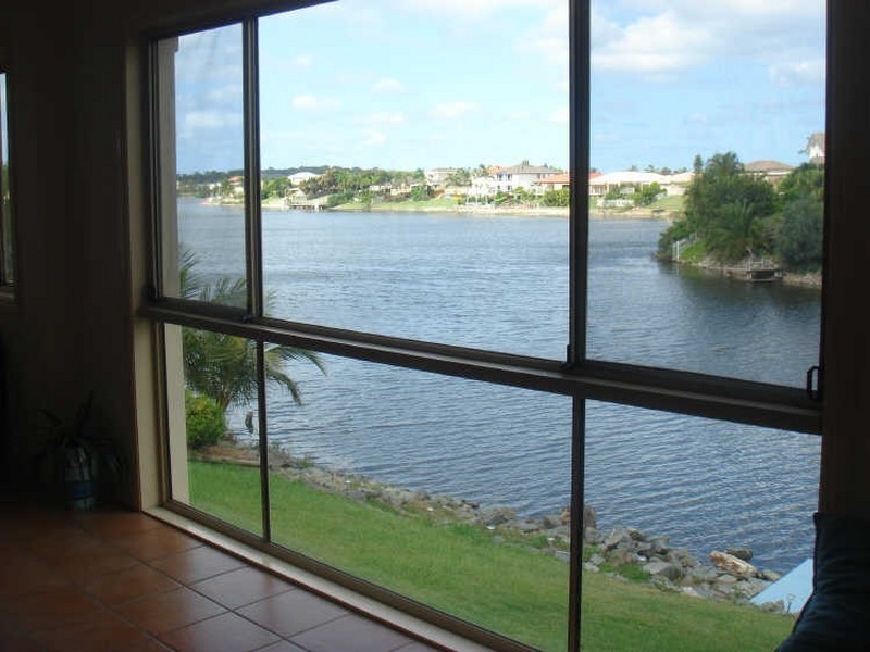 Varsity Lakes QLD 4227