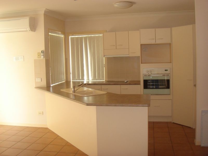 Varsity Lakes QLD 4227