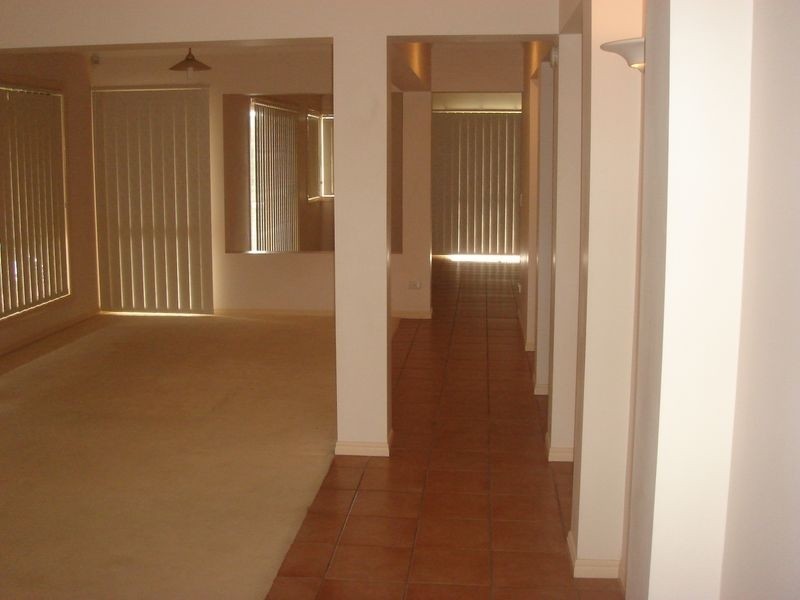 Varsity Lakes QLD 4227