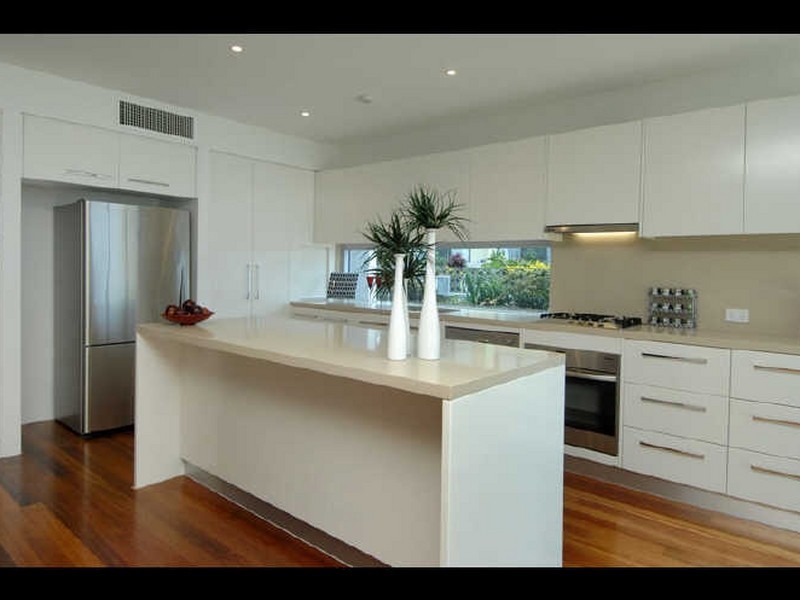 1/112 The Esplanade, Burleigh Heads QLD 4220