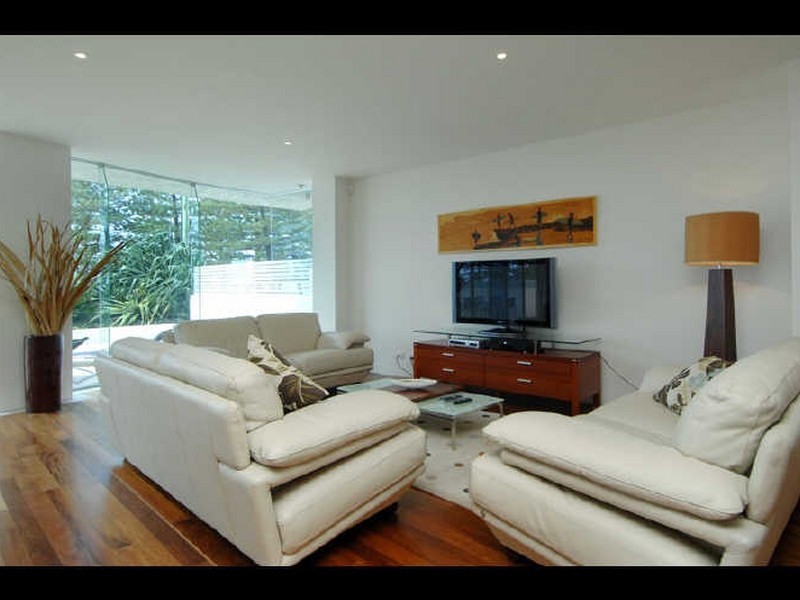 1/112 The Esplanade, Burleigh Heads QLD 4220