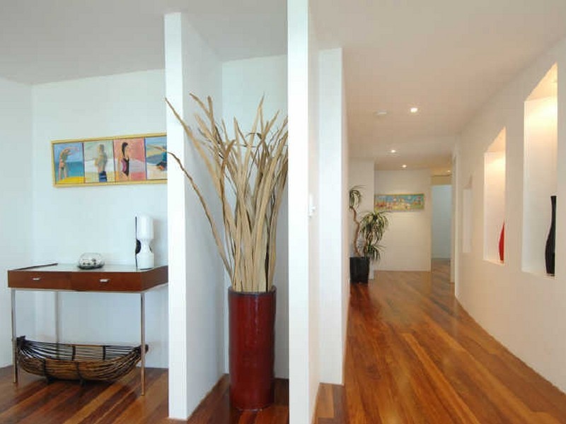 1/112 The Esplanade, Burleigh Heads QLD 4220