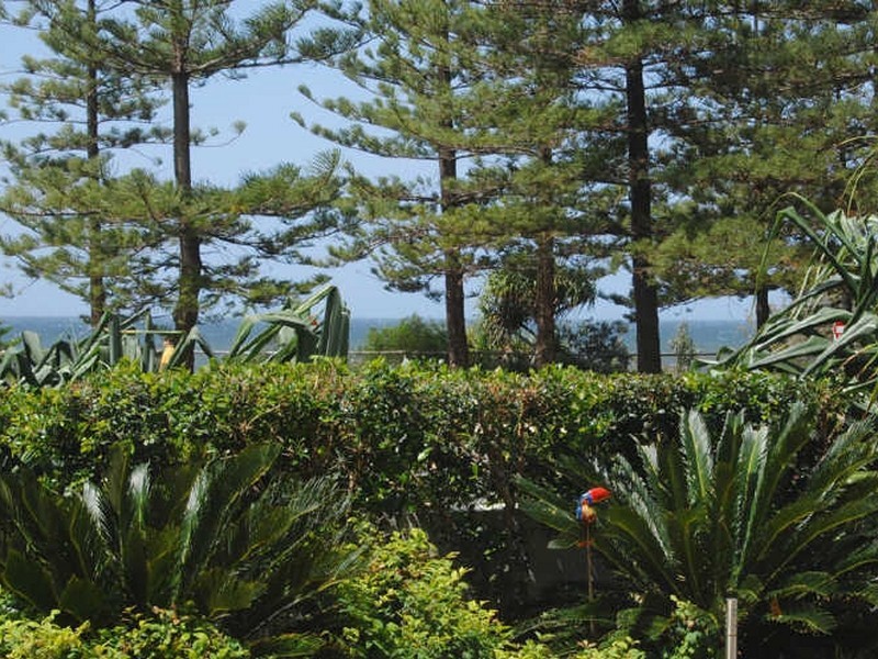 1/112 The Esplanade, Burleigh Heads QLD 4220