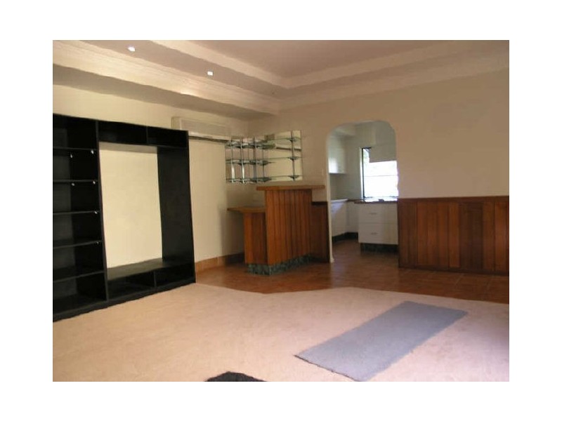 2/44 First Ave, Palm Beach QLD 4221