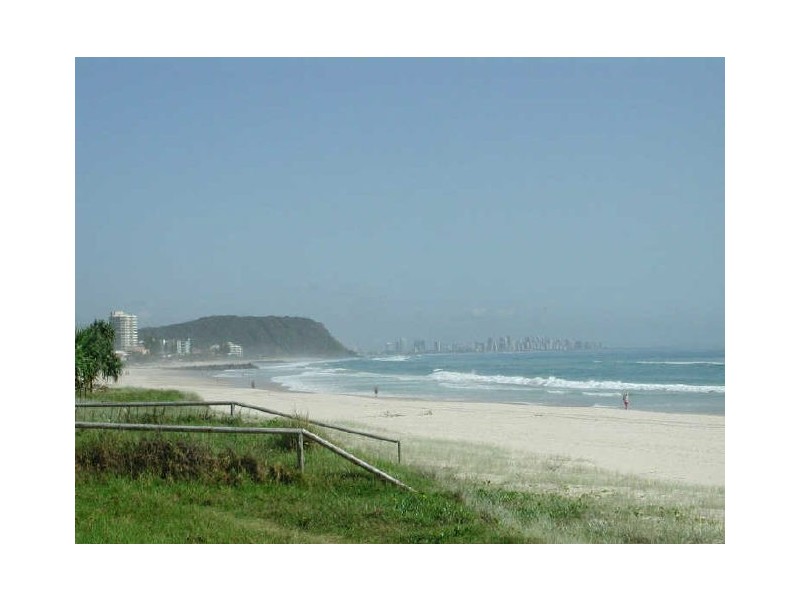 2/44 First Ave, Palm Beach QLD 4221