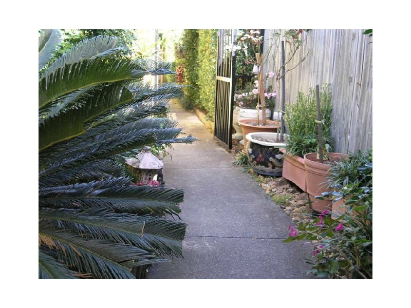 2/44 First Ave, Palm Beach QLD 4221