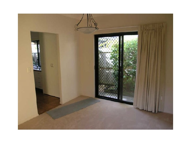 2/44 First Ave, Palm Beach QLD 4221