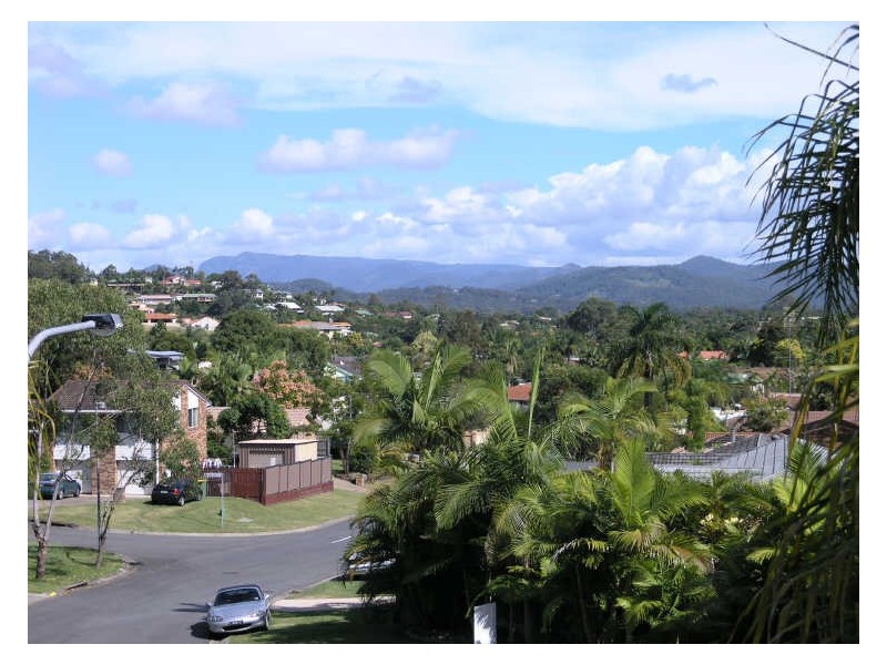 28 Balsa Street, Elanora QLD 4221