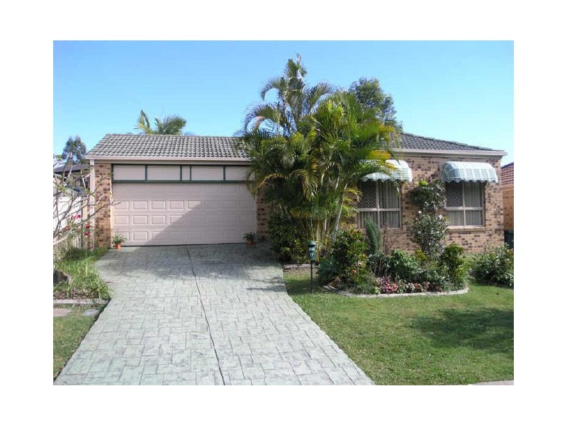 17 Water Gum Street, Elanora QLD 4221