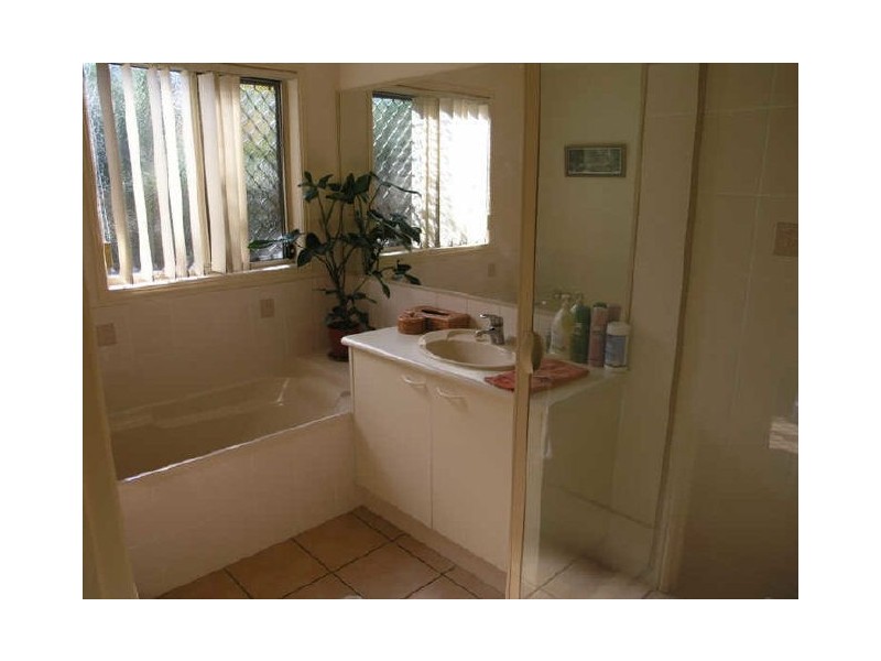 17 Water Gum Street, Elanora QLD 4221