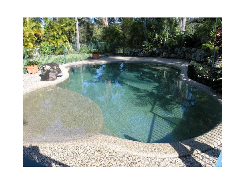 21 Chown Avenue, Currumbin Waters QLD 4223