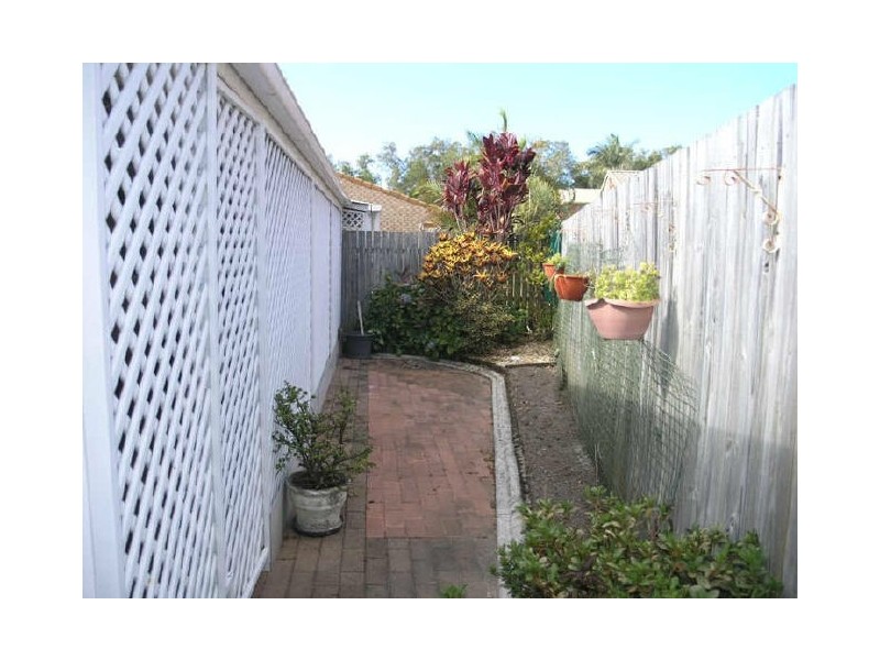 22/154 Currumbin CK RD, Currumbin Waters QLD 4223