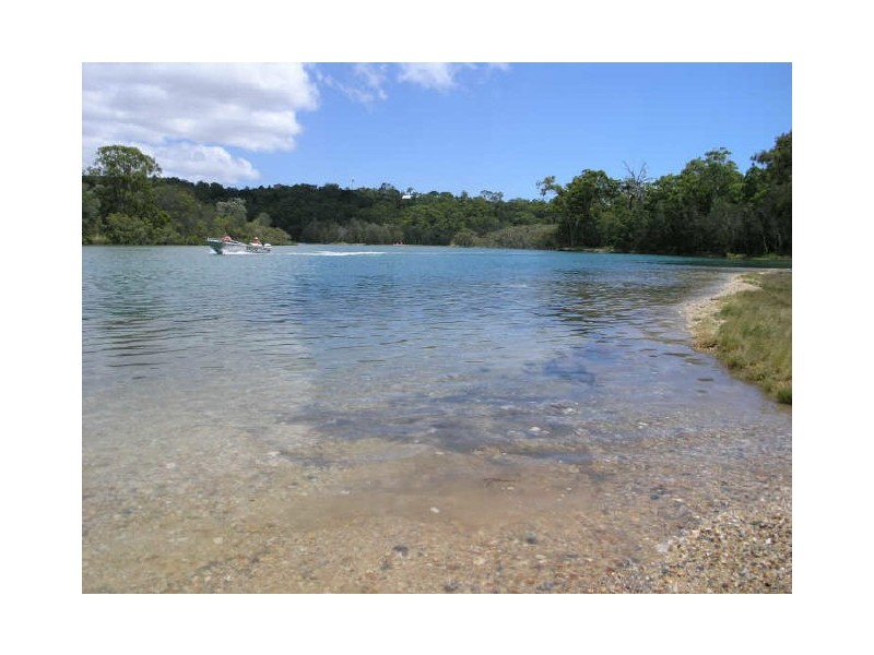 8 Sumach Place, Palm Beach QLD 4221