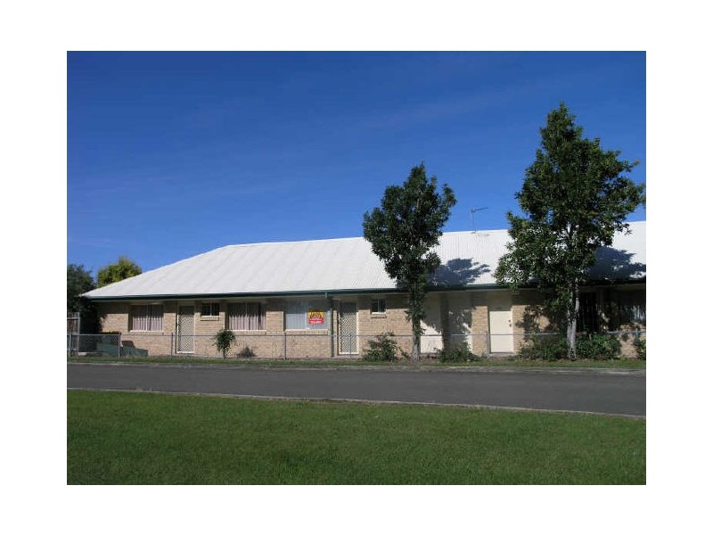 4/2 Saffron St, Elanora QLD 4221
