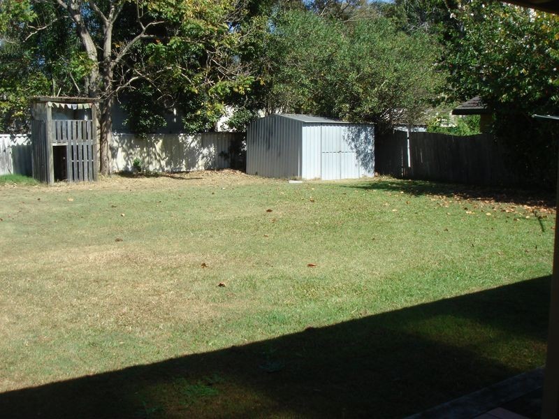 32 Japonica Drive, Palm Beach QLD 4221